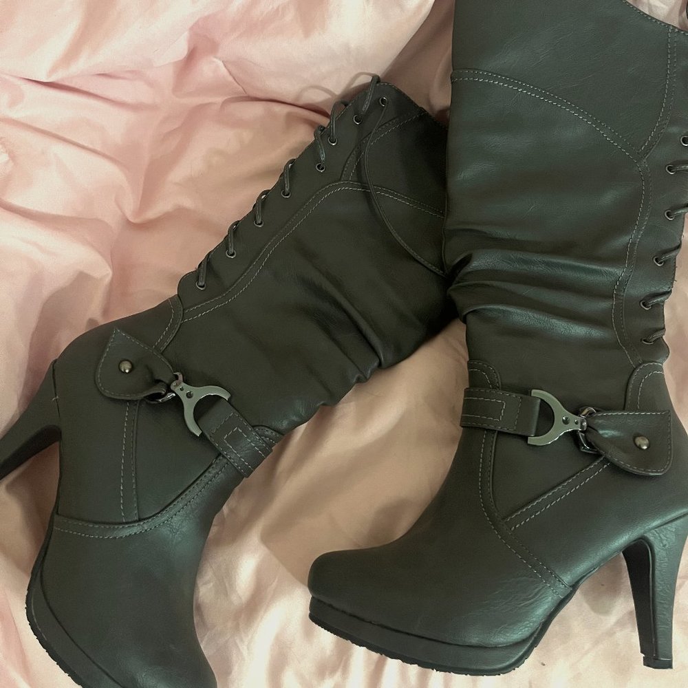 Womens  motorcycle boots Knee high buckle Heels